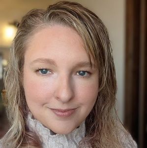 Meet your Posher, Janna